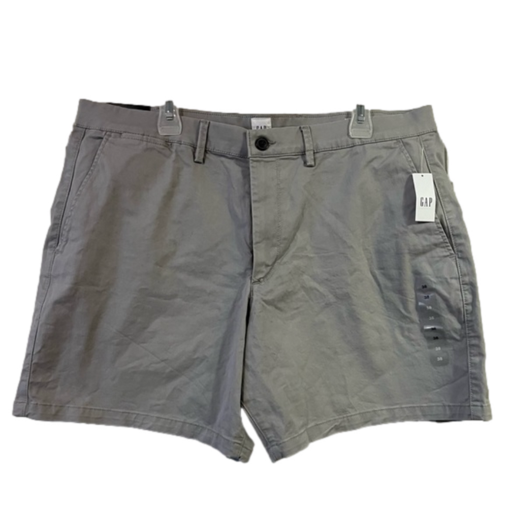 Gap Men’s Essential Khaki 7” Short size 38